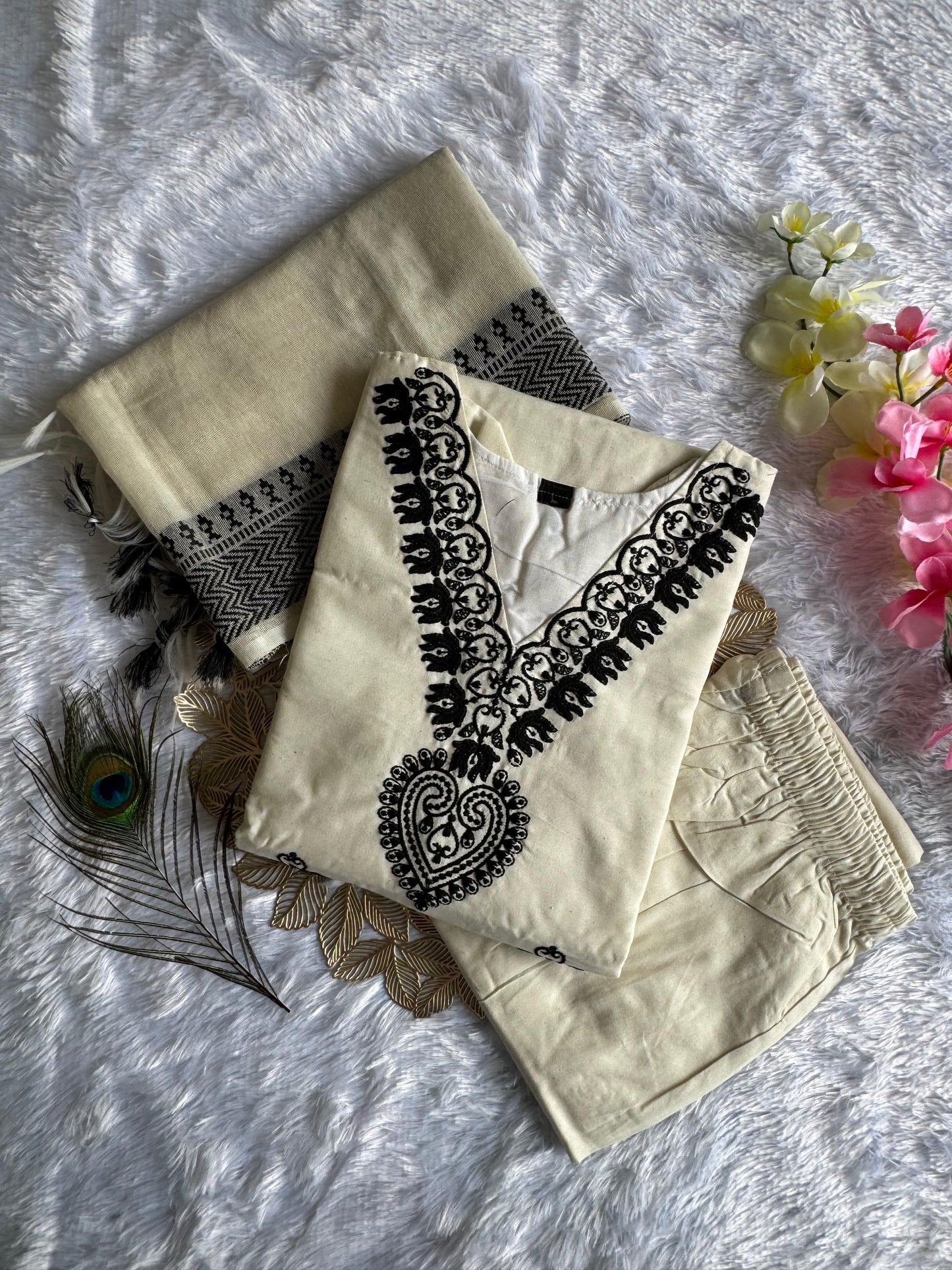 Khadi Cotton Kurti Pent Dupatta Set