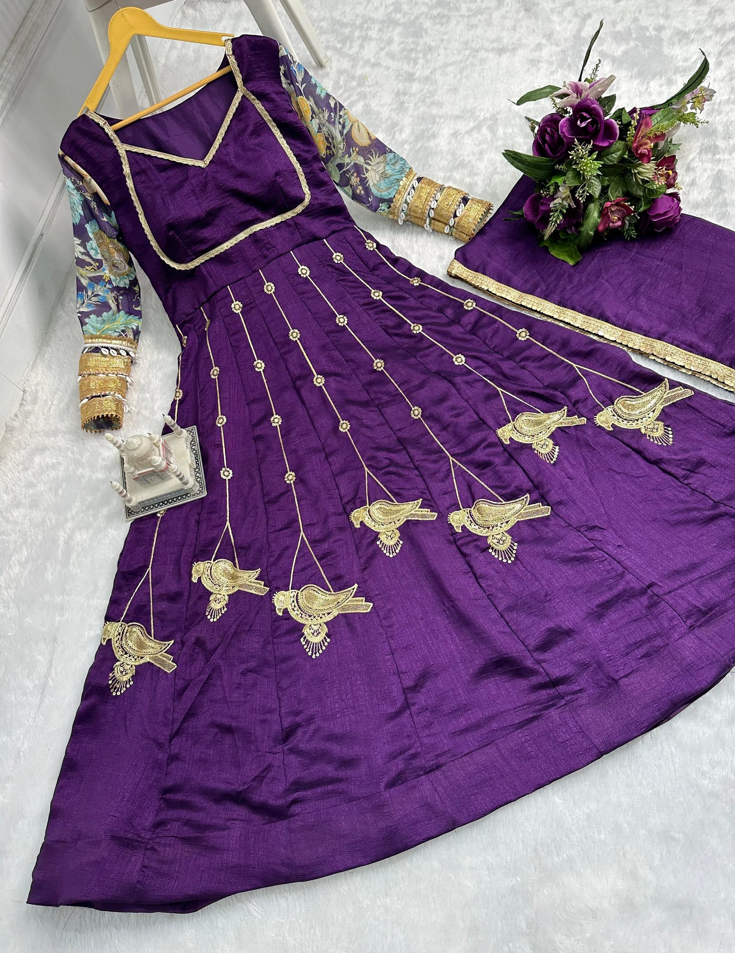 GOWN WITH DUPATTA & FULL EMBROIDERED ON BLOOMING VICHITRA FABRIC🥻