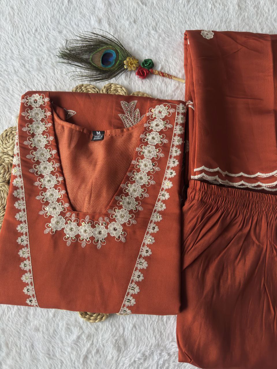 Kurti Pent Dupatta Set