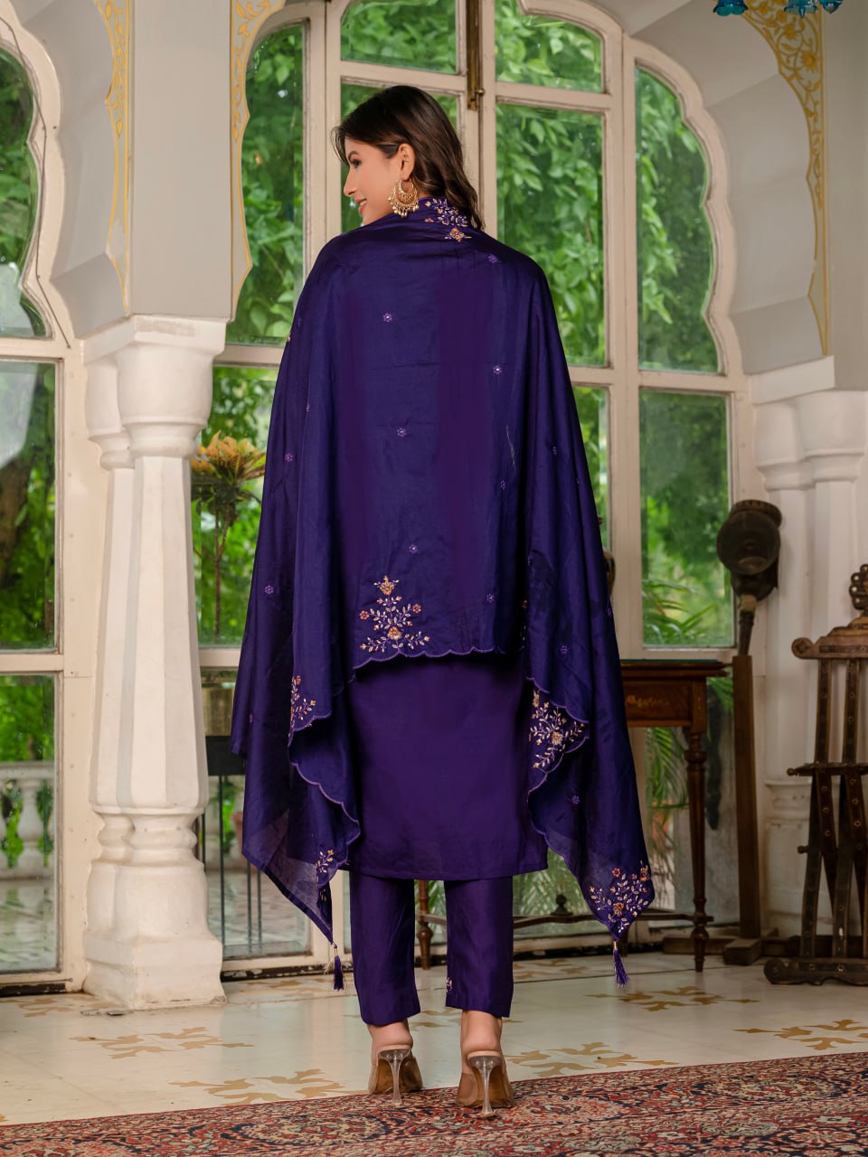 👗Elegant Straight Kurti Pant Dupatta Set