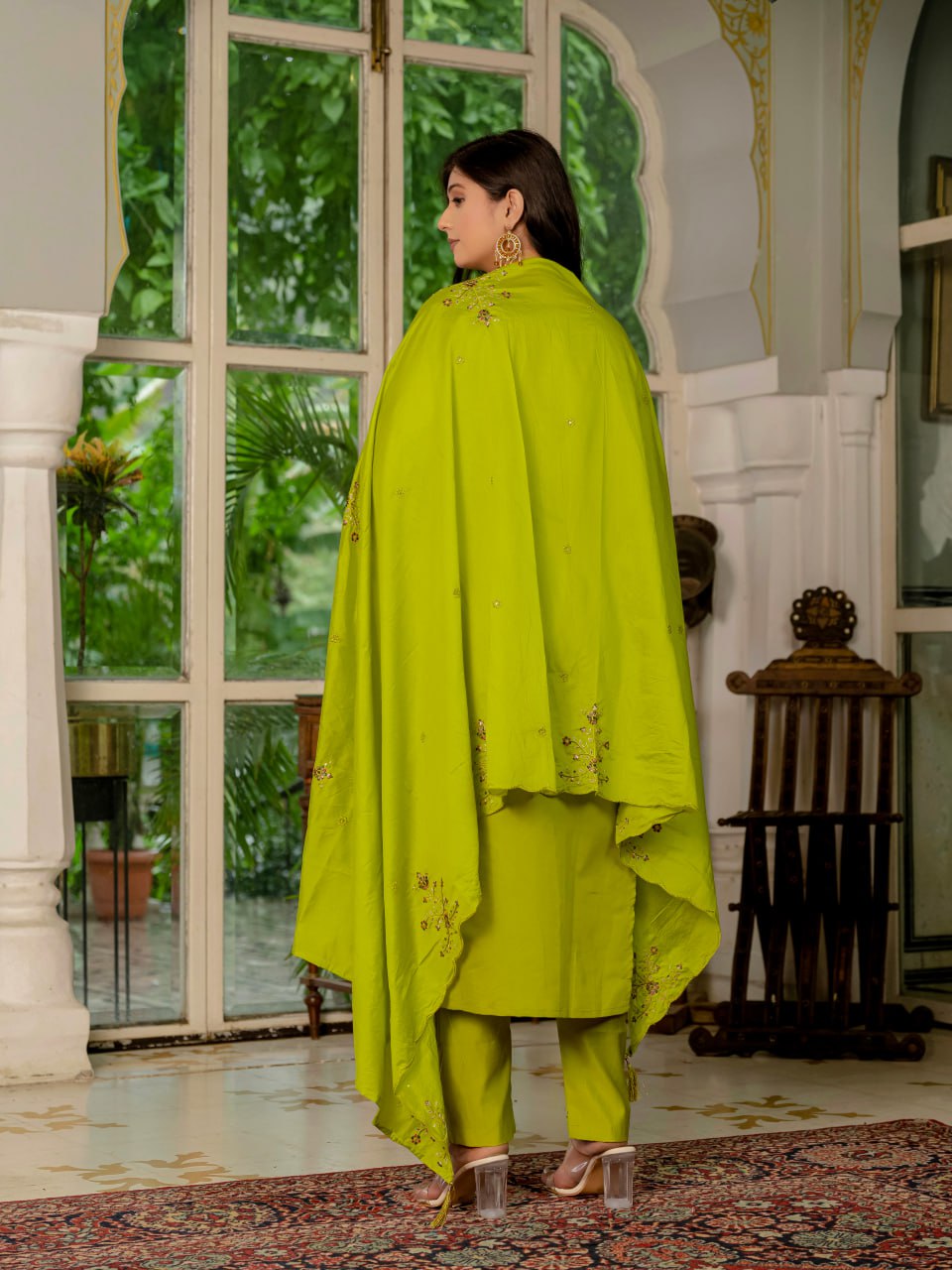 👗Elegant Straight Kurti Pant Dupatta Set