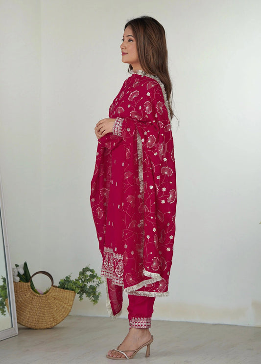 Women’s Kurta Pant Dupatta Set