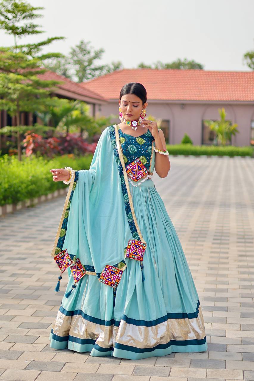 Navratri Special Gamathi Work Lehenga choli๐ฅข๐๐๐๐ฟ