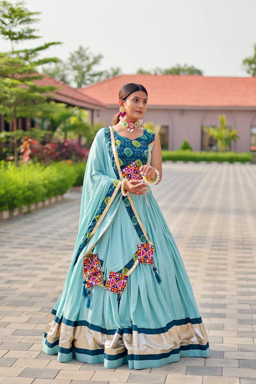 Navratri Special Gamathi Work Lehenga choli๐ฅข๐๐๐๐ฟ