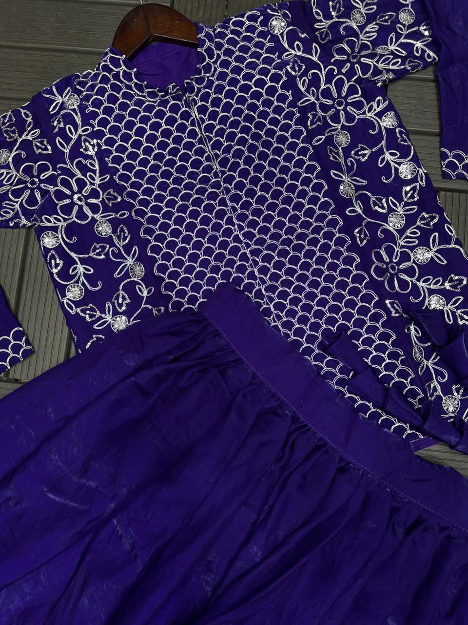 New Party Wear Look Top , Lehengha With Dupatta