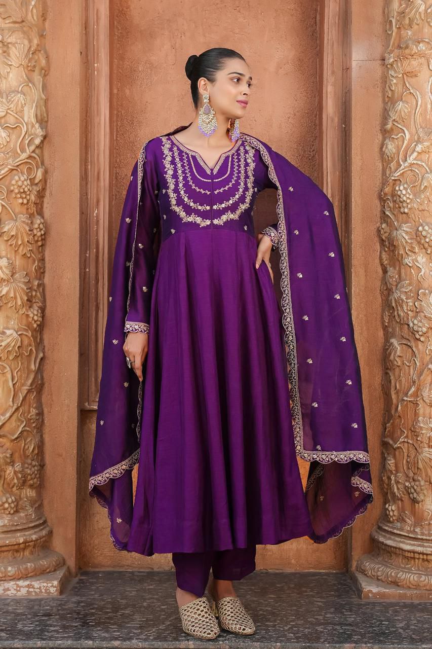 Trendy Anarkali Designers kurti Pent Set