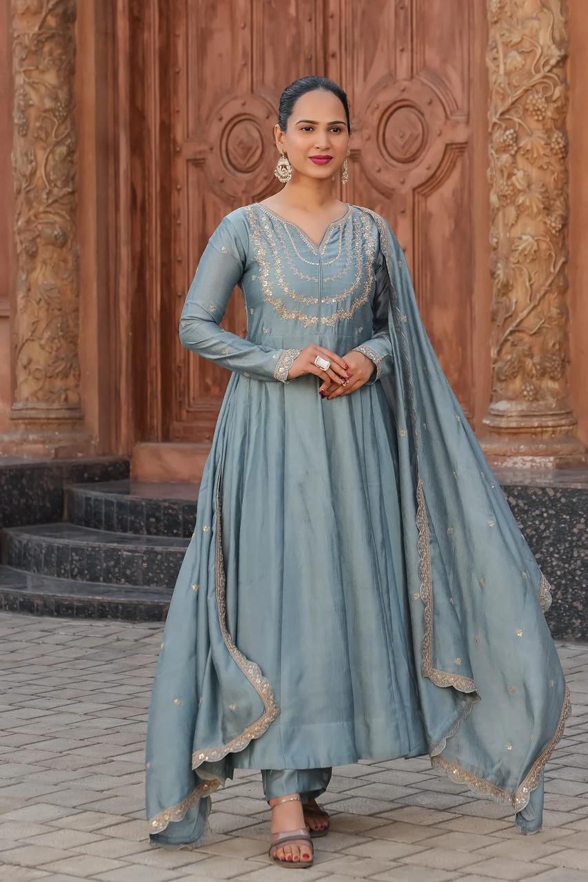 Trendy Anarkali Designers kurti Pent Set