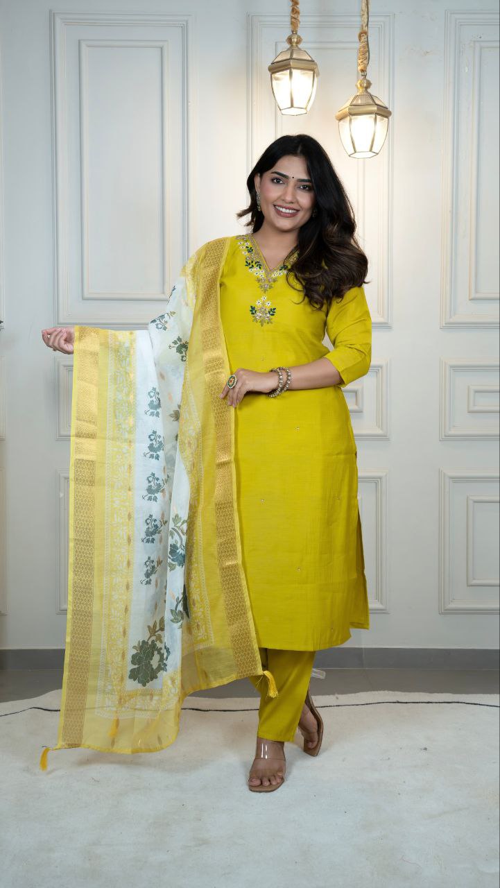 Kurti Pent Dupatta Set