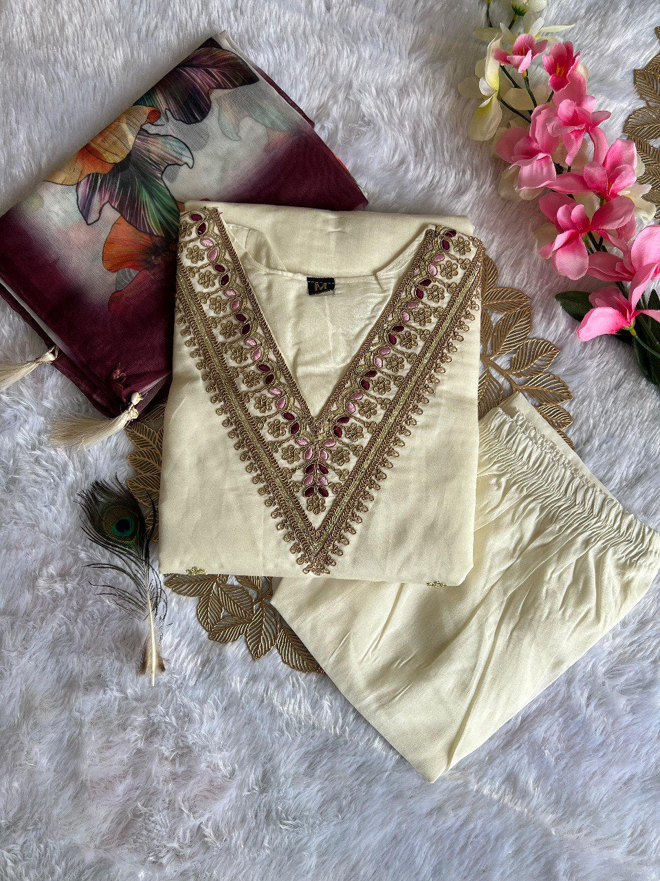 ETHNIC SET WITH DUPATTA