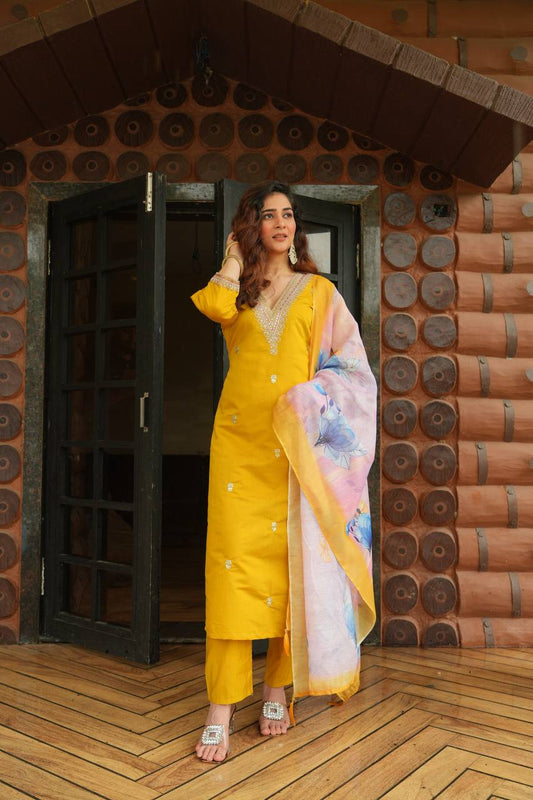 ETHNIC SET  WITH DUPATTA