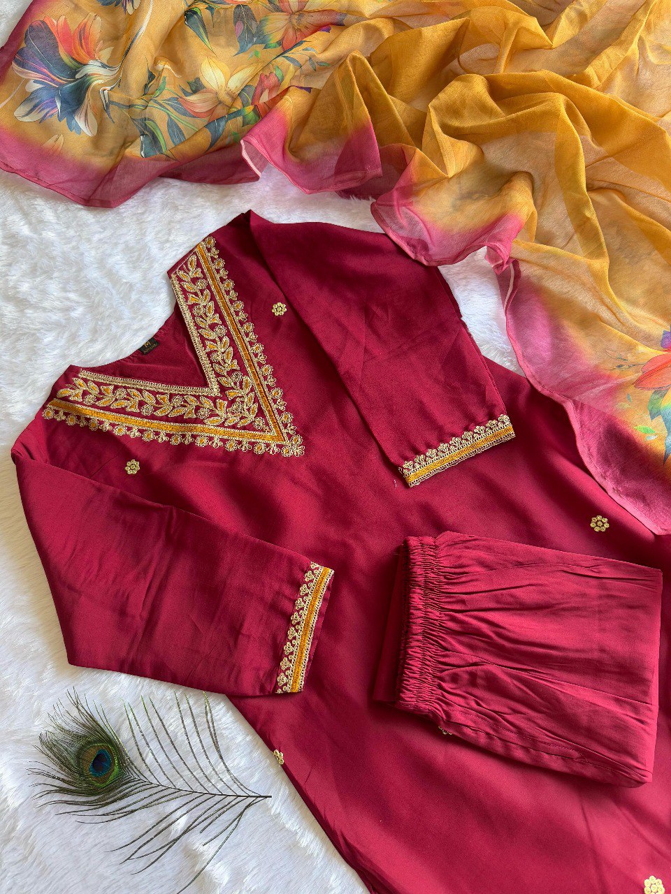 ETHNIC SET WITH DUPATTA