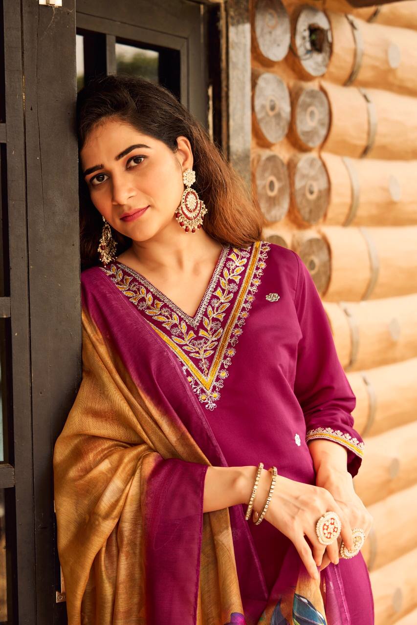 ETHNIC SET WITH DUPATTA