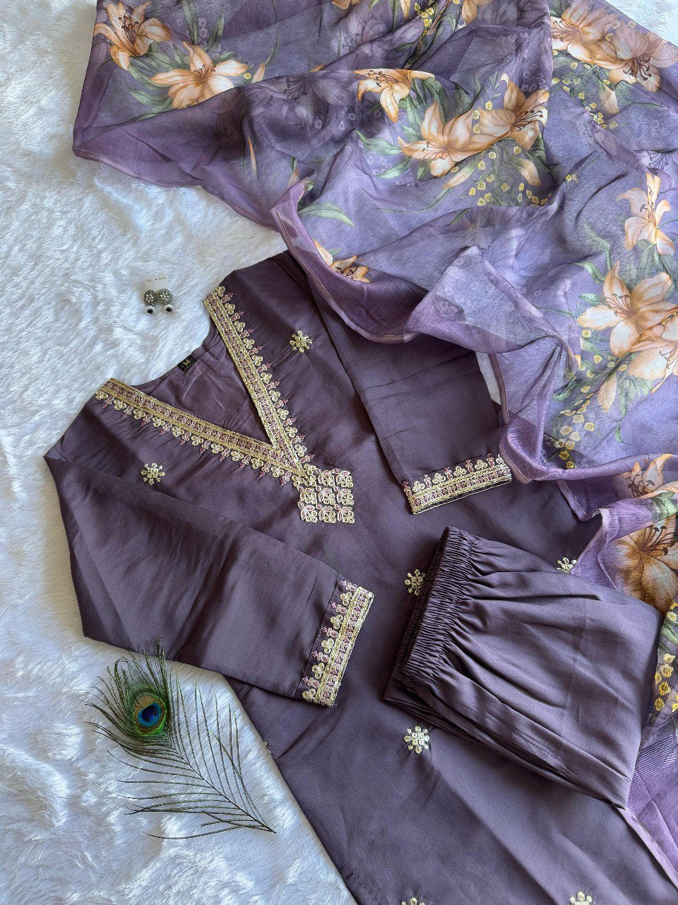 ETHNIC SET WITH DUPATTA