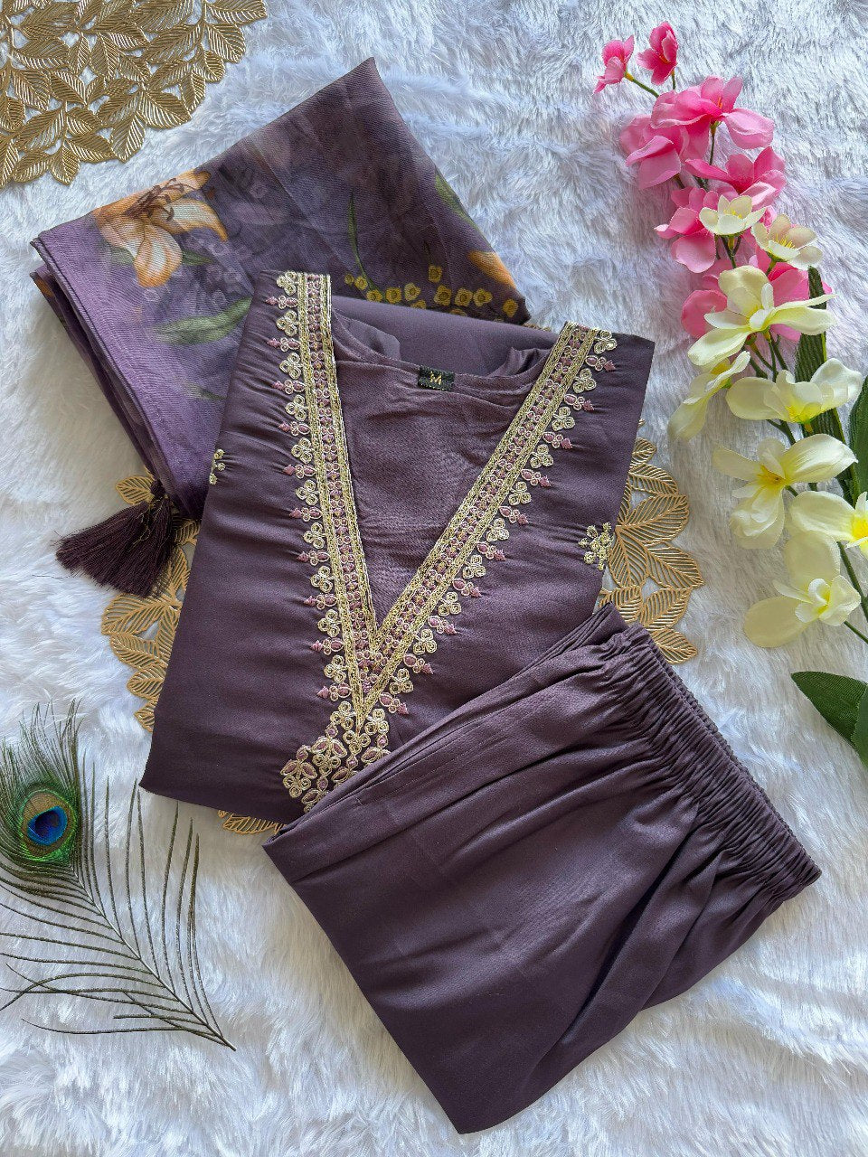 ETHNIC SET WITH DUPATTA