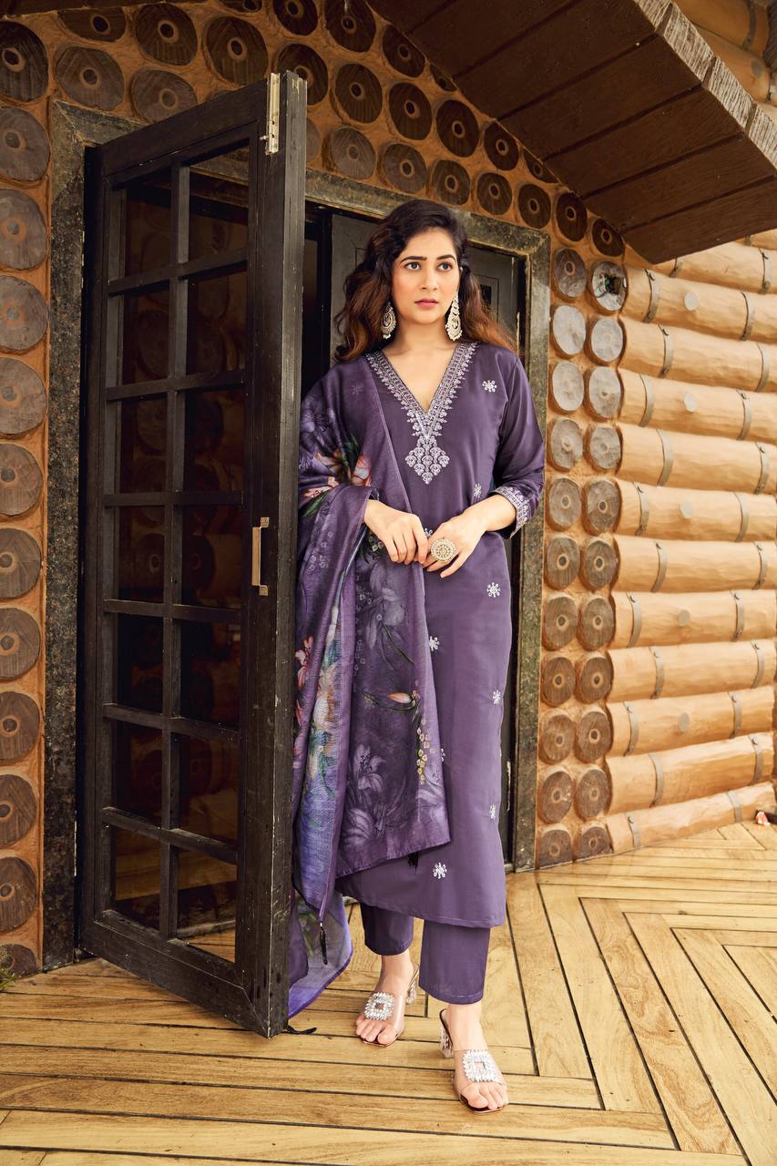 ETHNIC SET WITH DUPATTA