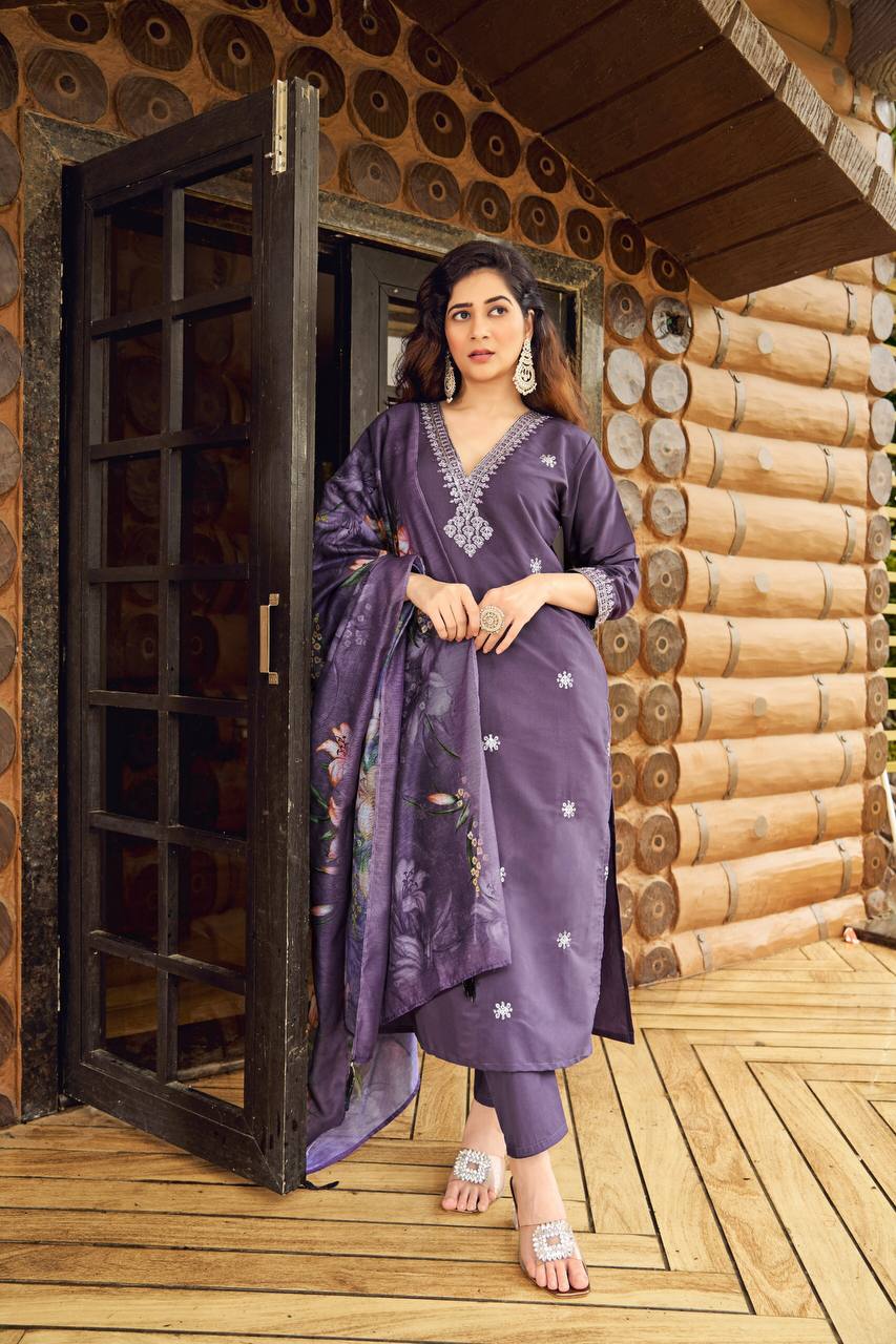 ETHNIC SET WITH DUPATTA
