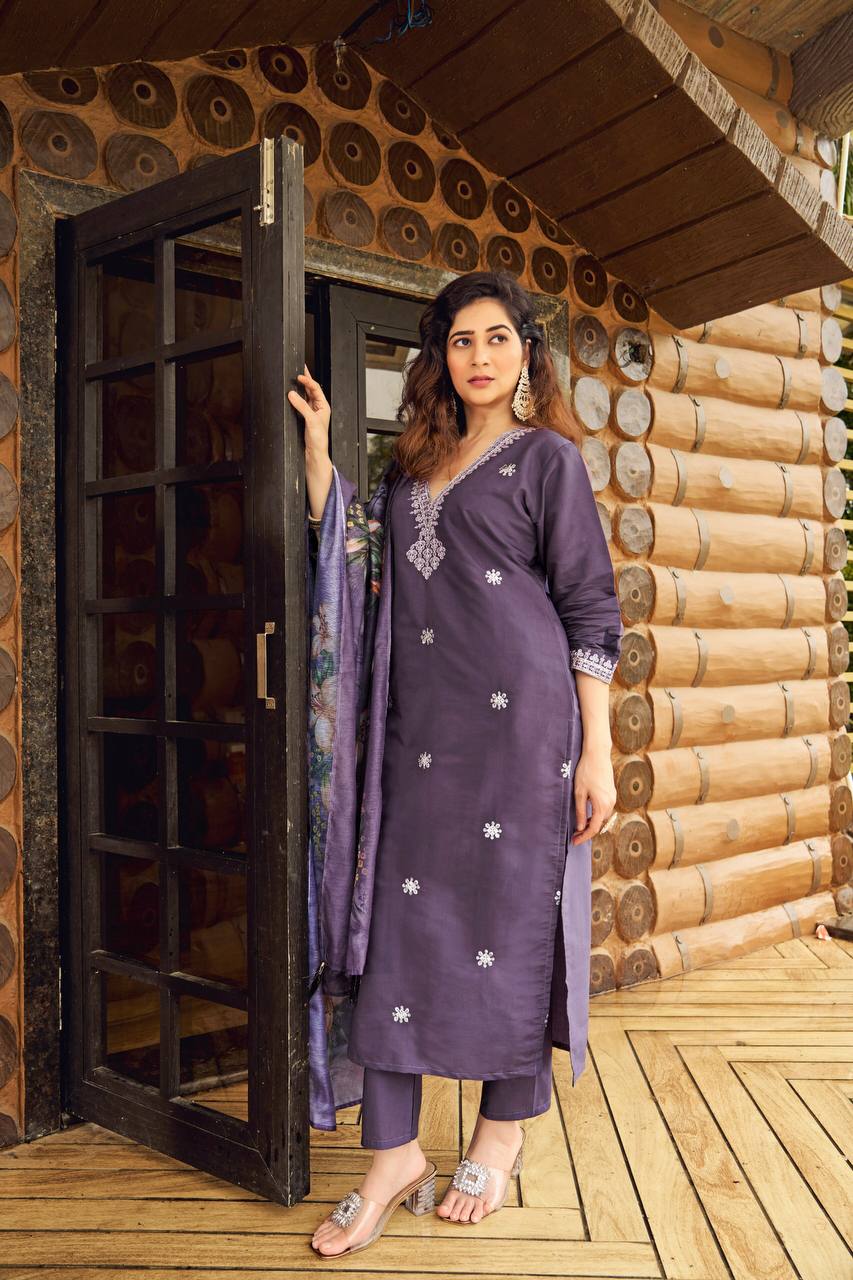 ETHNIC SET WITH DUPATTA