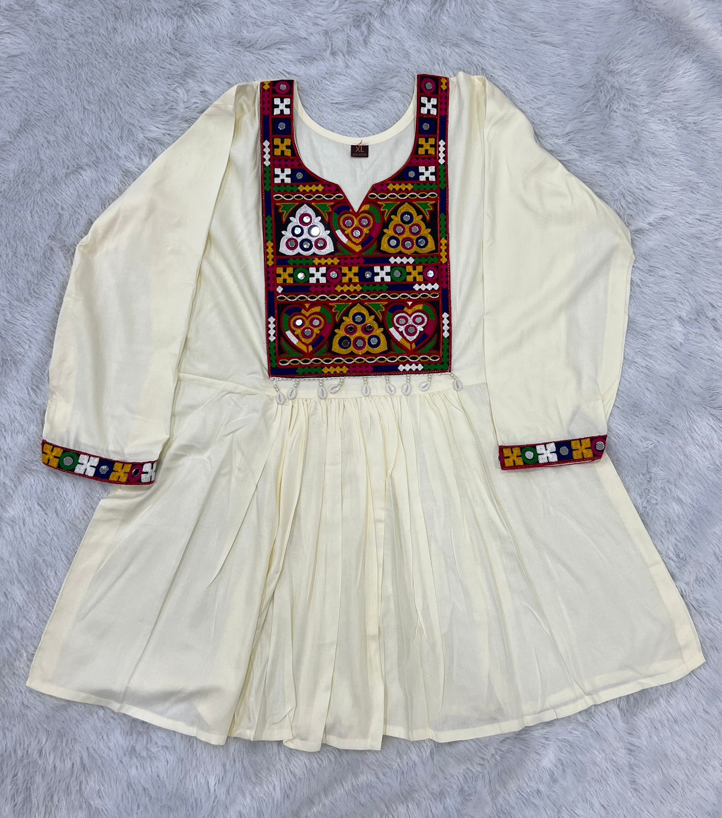 Short length Top for this Festival season_