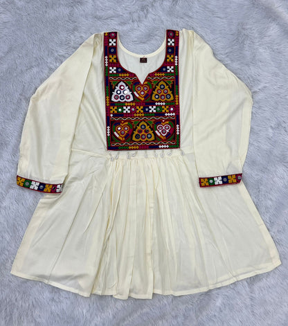 Short length Top for this Festival season_