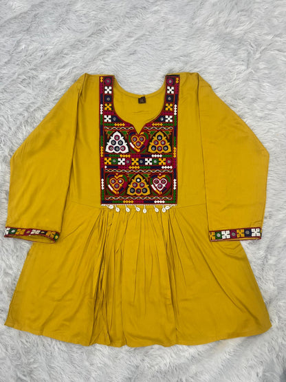 Short length Top for this Festival season_