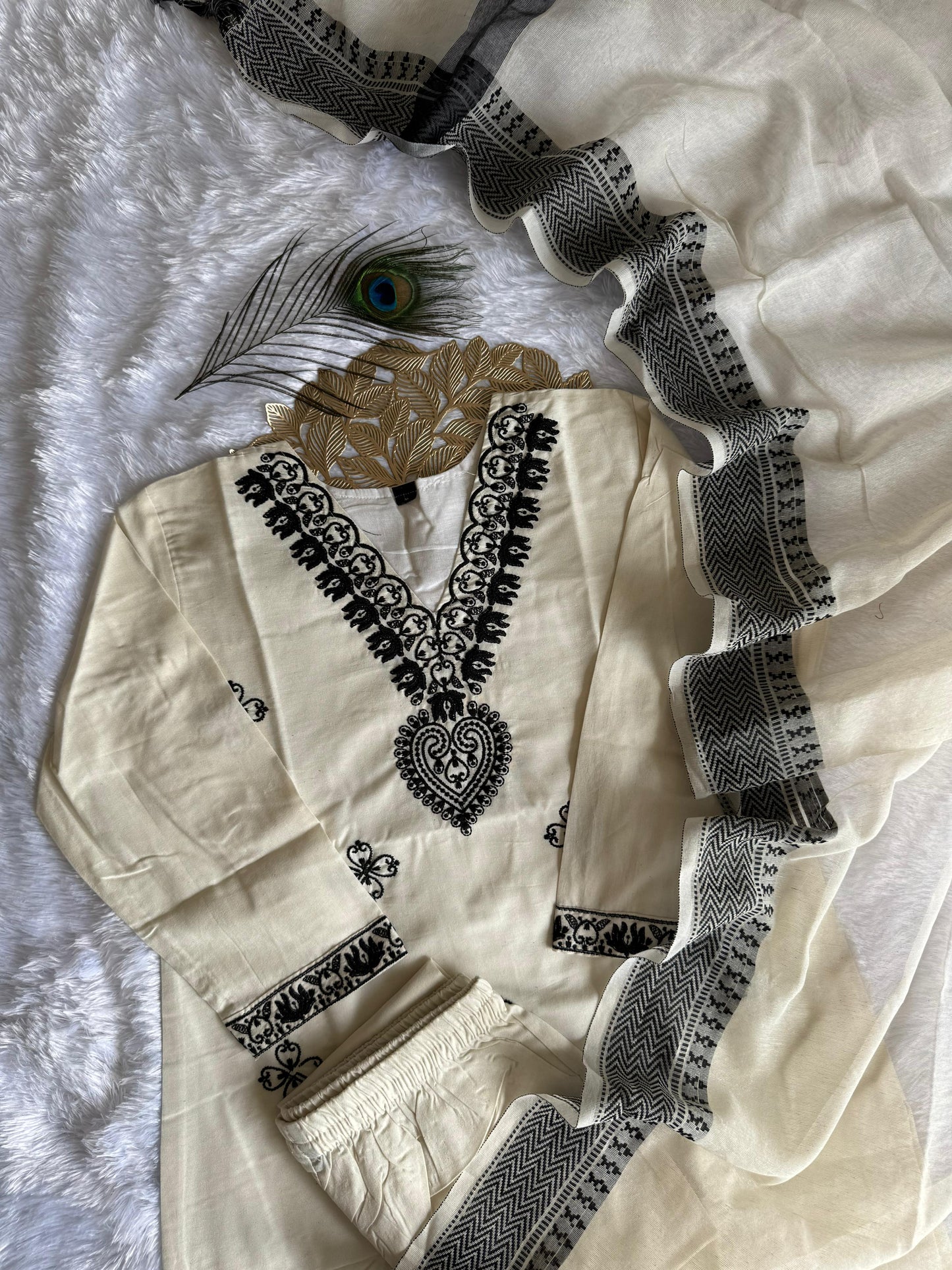 Khadi Cotton Kurti Pent Dupatta Set