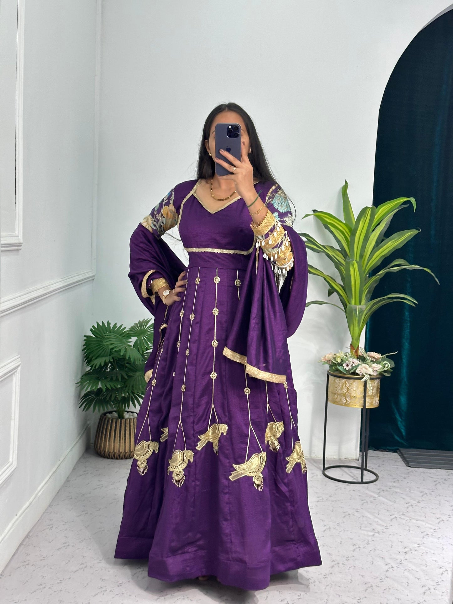 GOWN WITH DUPATTA & FULL EMBROIDERED ON BLOOMING VICHITRA FABRIC🥻