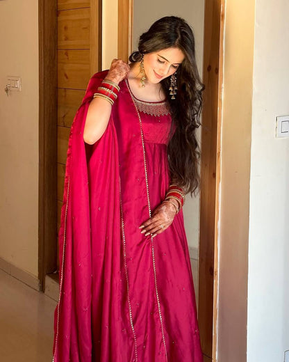 Women’s Ethnic Wear