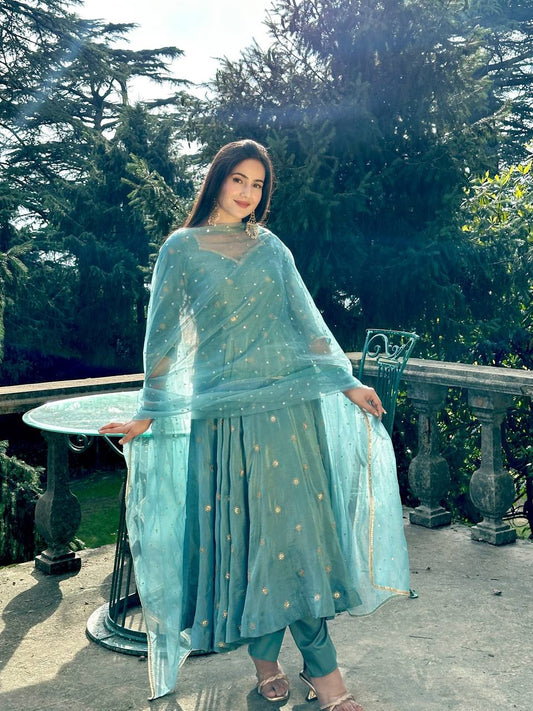 Women’s Ethnic Wear