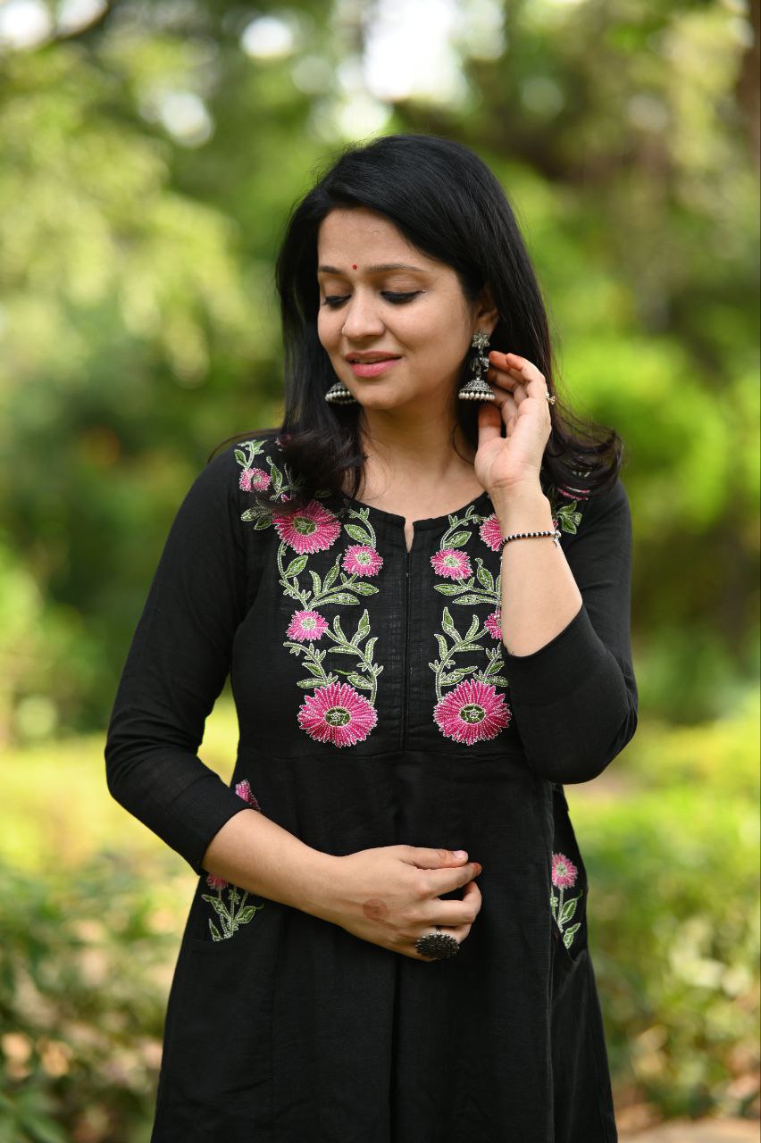 2 Side Pocket with Embroidery Suit Sets