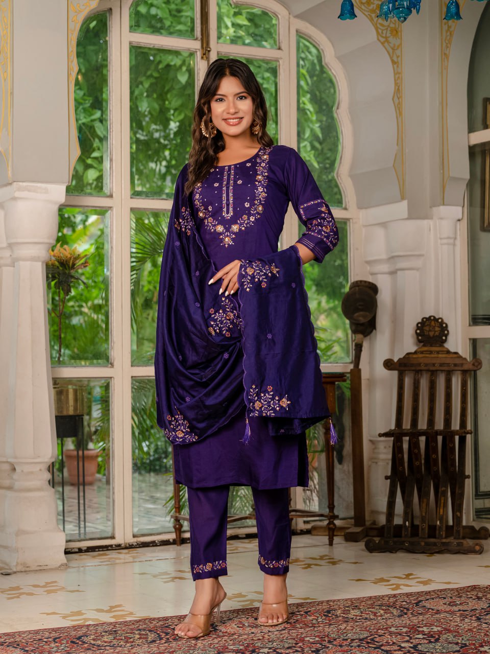 👗Elegant Straight Kurti Pant Dupatta Set
