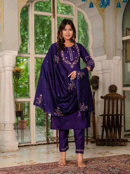 👗Elegant Straight Kurti Pant Dupatta Set