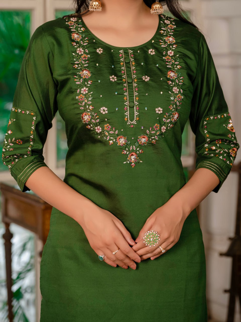👗Elegant Straight Kurti Pant Dupatta Set