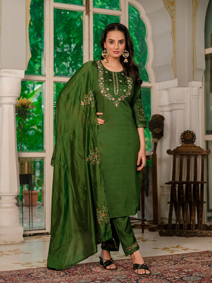 👗Elegant Straight Kurti Pant Dupatta Set
