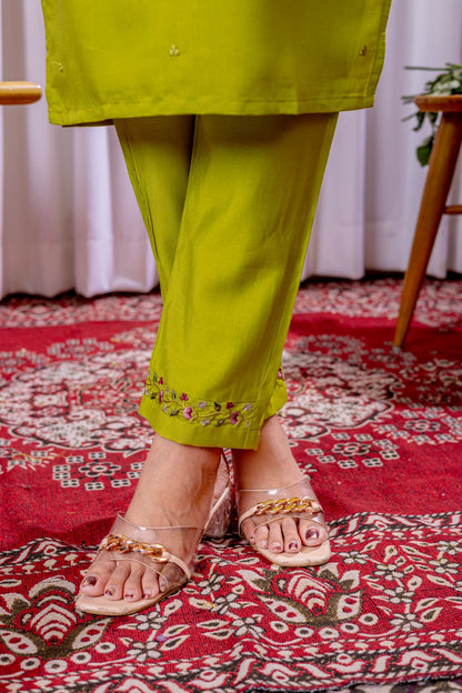 Multi Sequence Embroidery Thread With Hand Work Kurtie