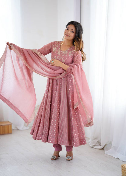 Anarkali Gown With Crunchy Silk With Fully Flair