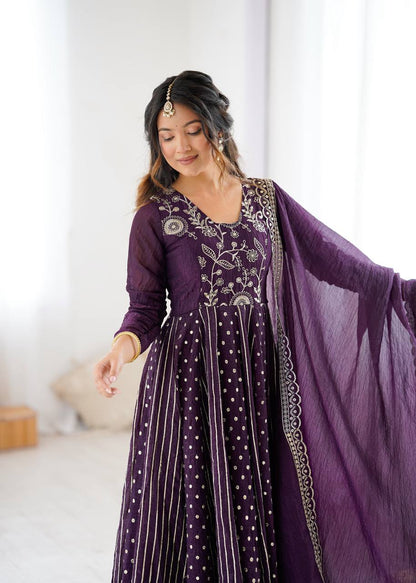 Anarkali Gown With Crunchy Silk With Fully Flair