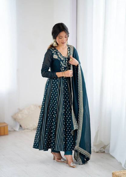 Anarkali Gown With Crunchy Silk With Fully Flair