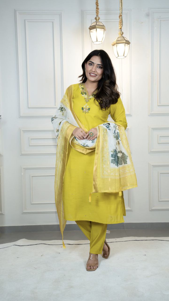 Kurti Pent Dupatta Set