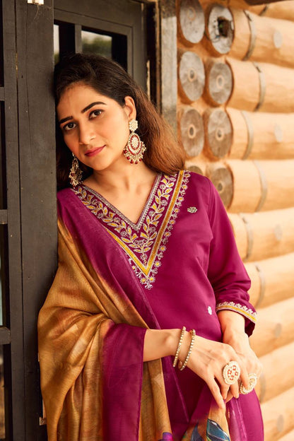 ETHNIC SET  WITH DUPATTA