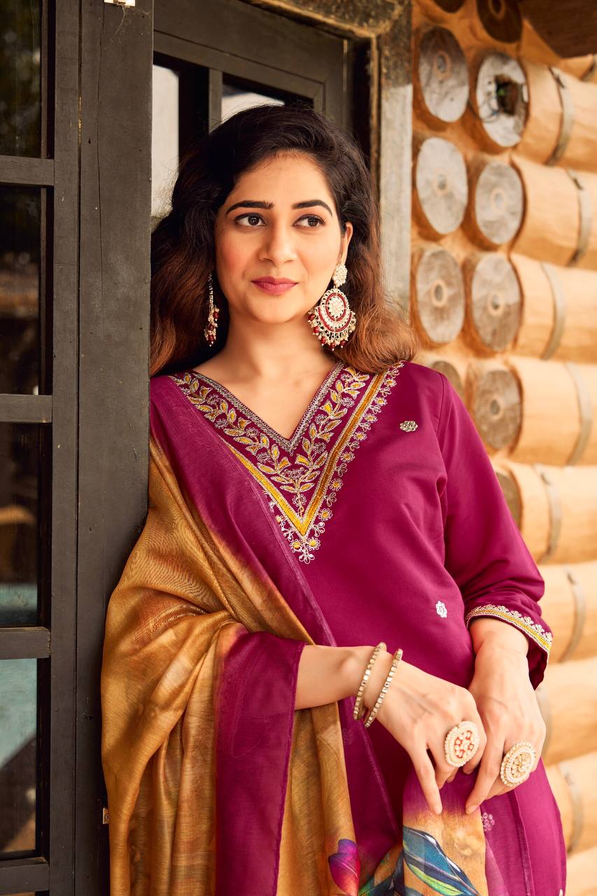 ETHNIC SET  WITH DUPATTA