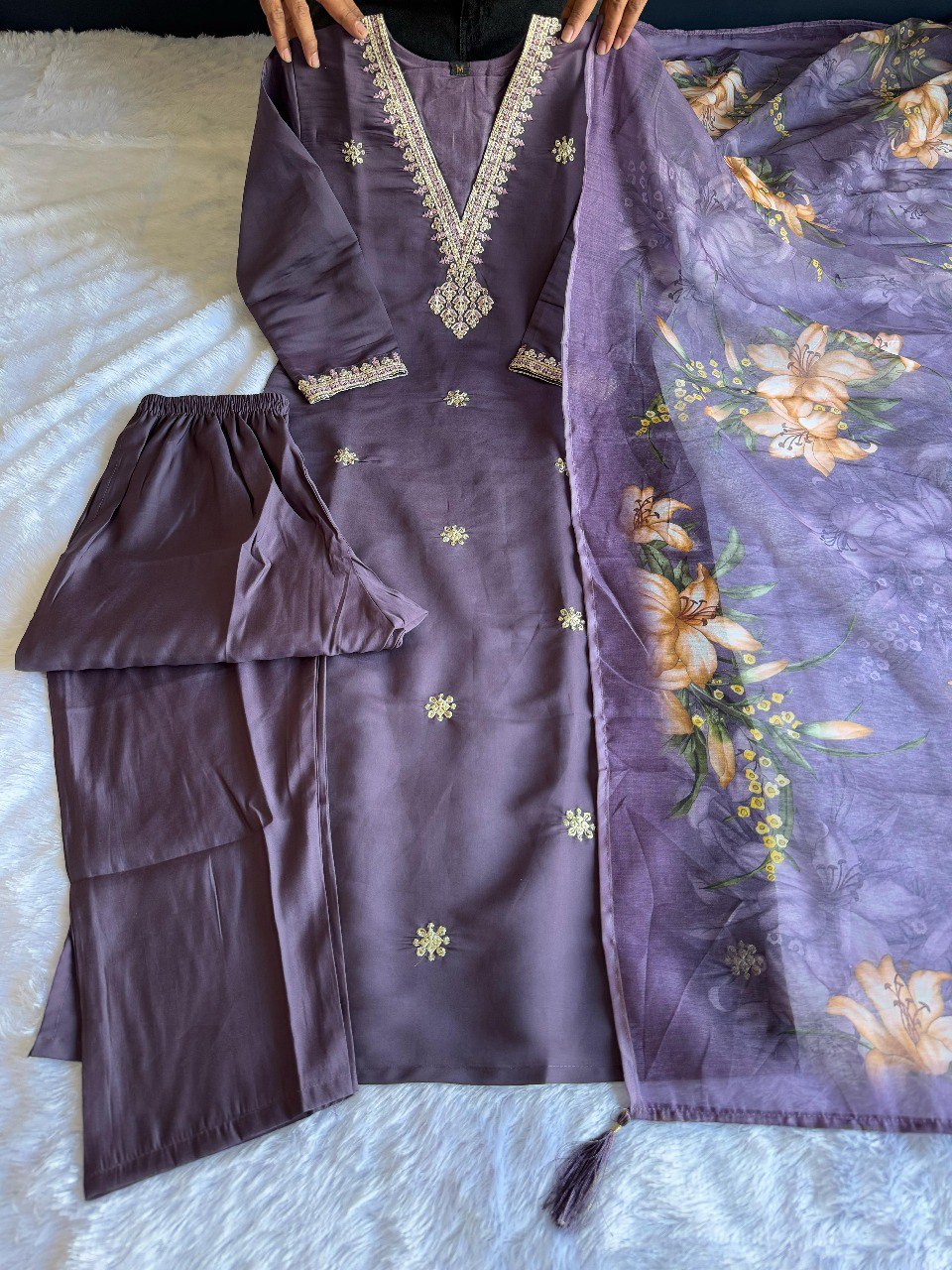 ETHNIC SET  WITH DUPATTA
