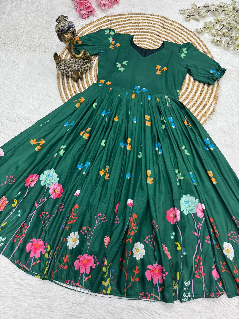 New Super Trendy Dress