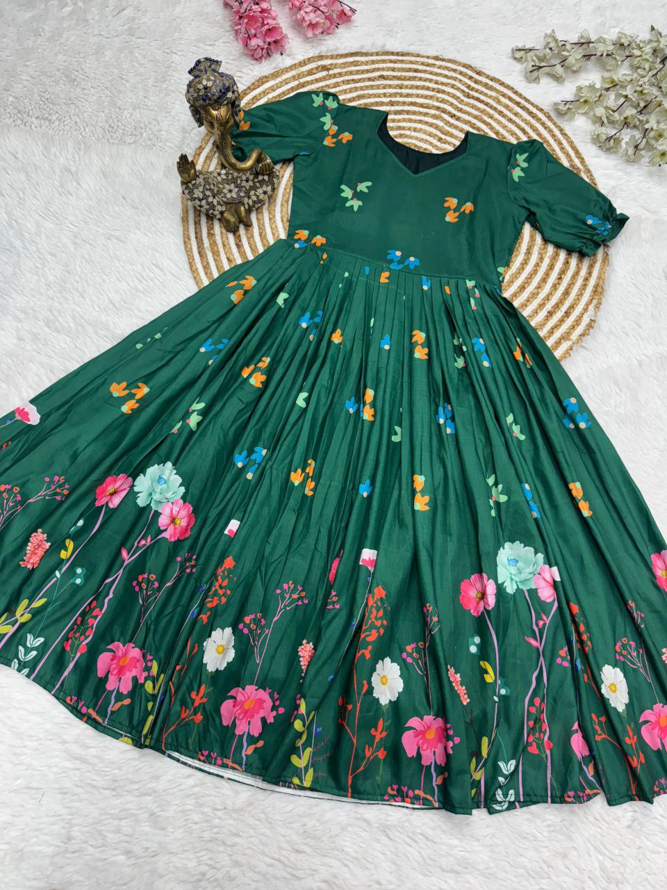 New Super Trendy Dress