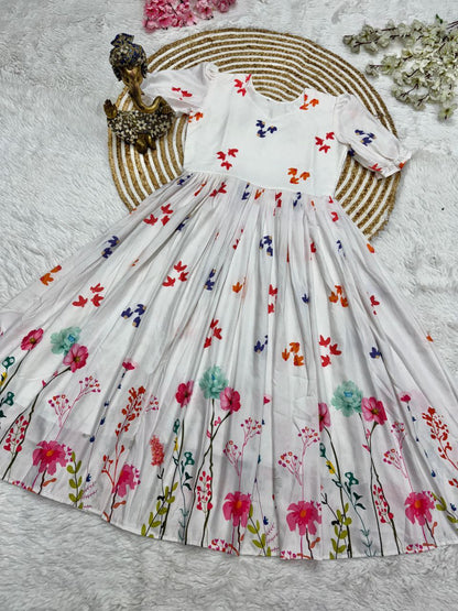 New Super Trendy Dress