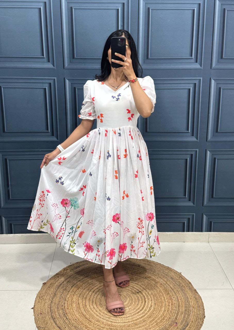 New Super Trendy Dress