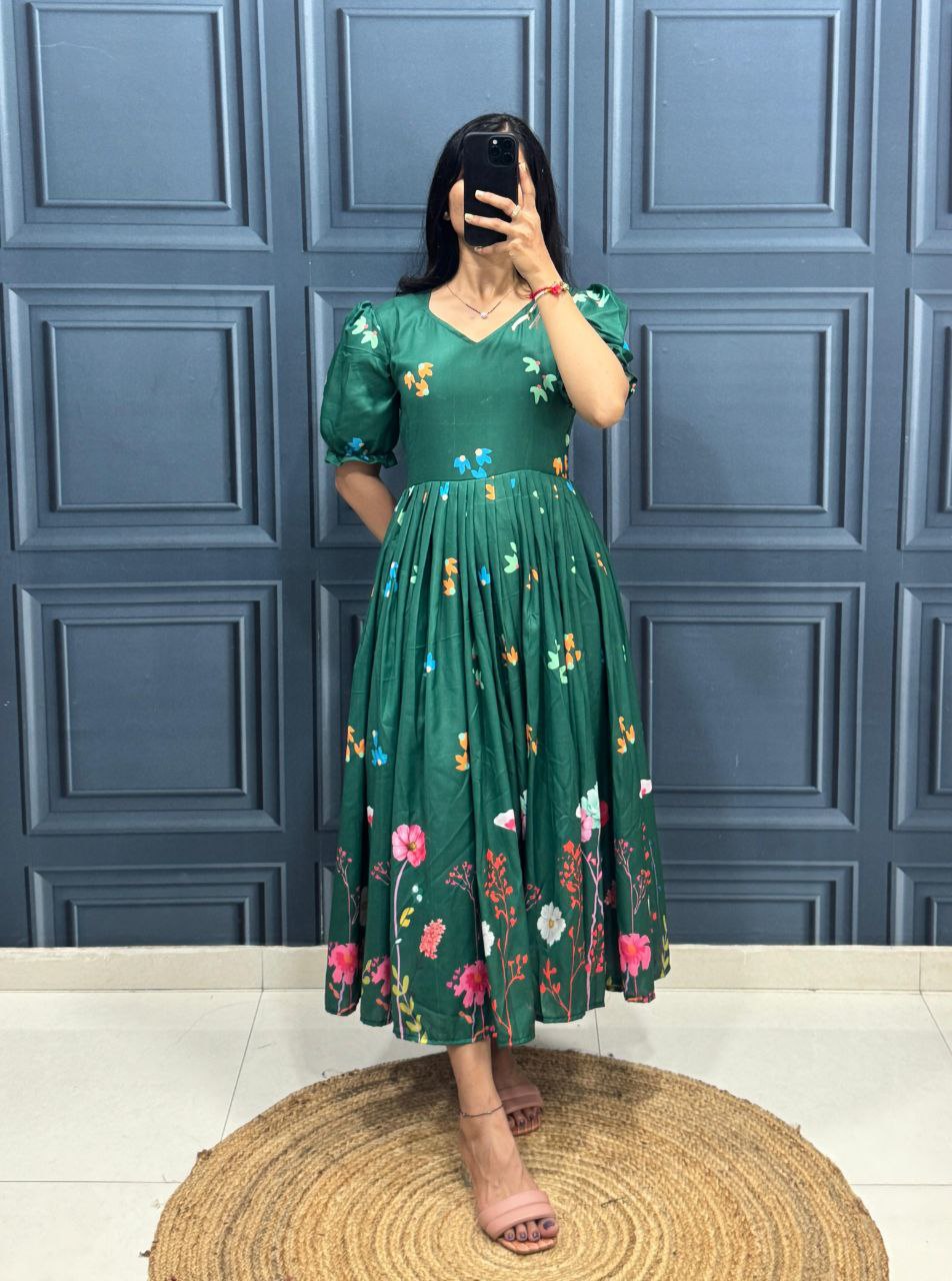 New Super Trendy Dress