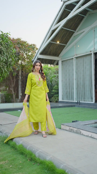 Perfect for festive gatherings, weddings & special Kurties